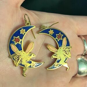 FINAL PRICE:Vintage 90s fairy moon Whimsical magical celestial goldtone earrings
